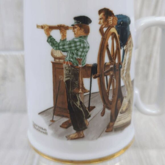 VTG 1985 Norman Rockwell Lot of 2 Collectors Cups Gold Trim Looking out to Sea - Picture 8 of 9